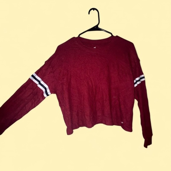 Hollister Tops - Hollister Cropped Women’s Long Sleeve Boyfriend Tee Stripe Sleeve Top - Size XS
